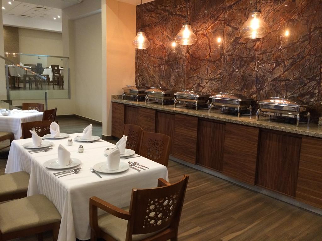 Hotel Mirabel Querétaro Esterno foto